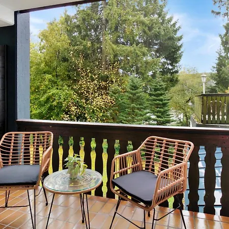 Helsinki -100 M To And Bikepark *